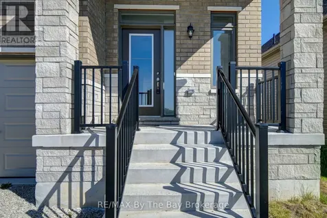 15 Union Boulevard Wasaga Beach ON L9Z 0M6