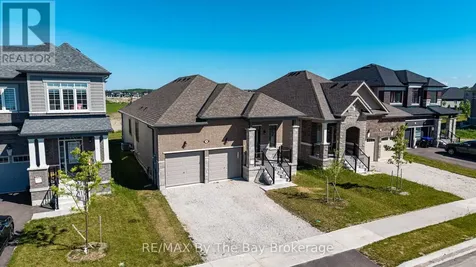 15 Union Boulevard Wasaga Beach ON L9Z 0M6