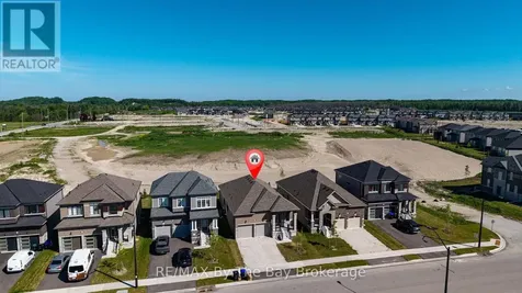 15 Union Boulevard Wasaga Beach ON L9Z 0M6