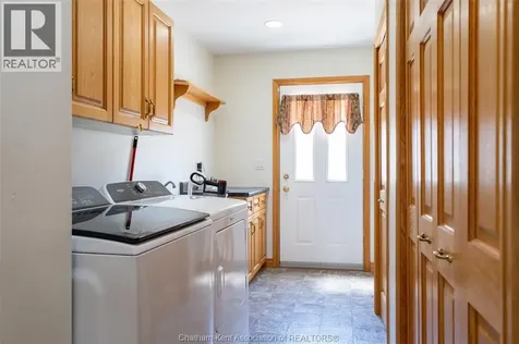 925 James Street Wallaceburg ON N8A 2P6