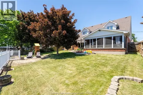 925 James Street Wallaceburg ON N8A 2P6