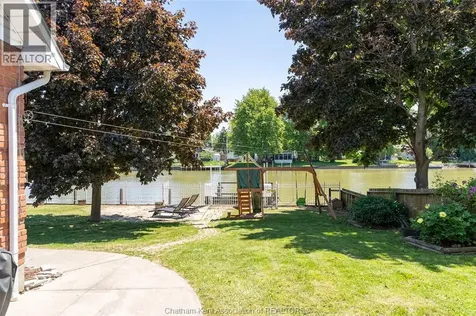 925 James Street Wallaceburg ON N8A 2P6