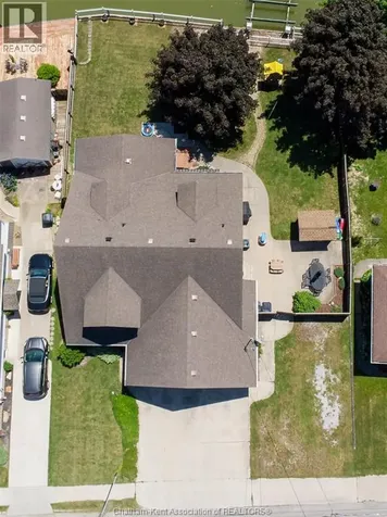925 James Street Wallaceburg ON N8A 2P6