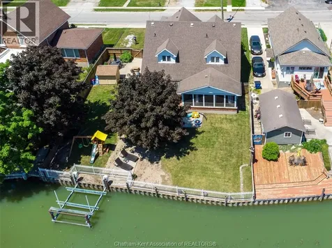 925 James Street Wallaceburg ON N8A 2P6
