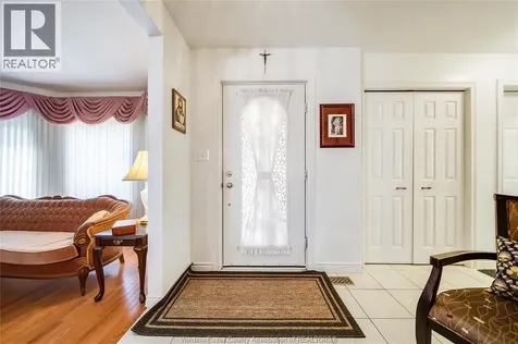 2485 Youngstown Street Windsor ON N9E 4L7