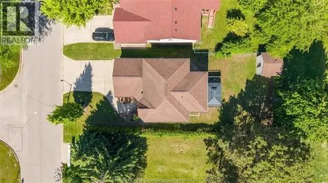 2485 Youngstown Street Windsor ON N9E 4L7