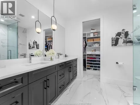 293 Xavier Circle Lakeshore ON N8N 0J3
