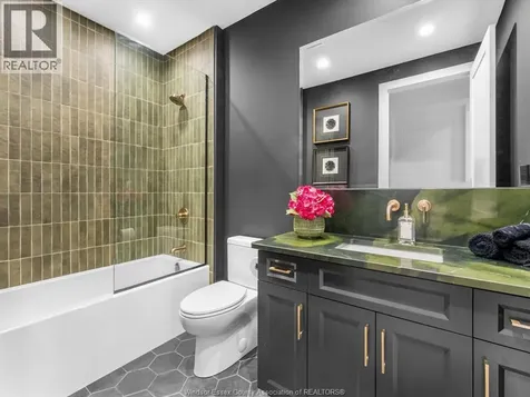 293 Xavier Circle Lakeshore ON N8N 0J3