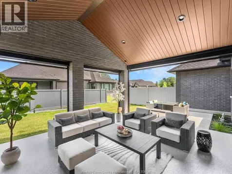 293 Xavier Circle Lakeshore ON N8N 0J3