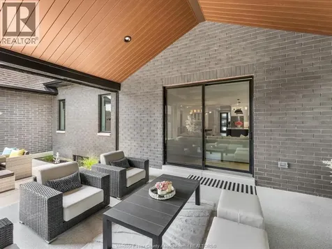 293 Xavier Circle Lakeshore ON N8N 0J3