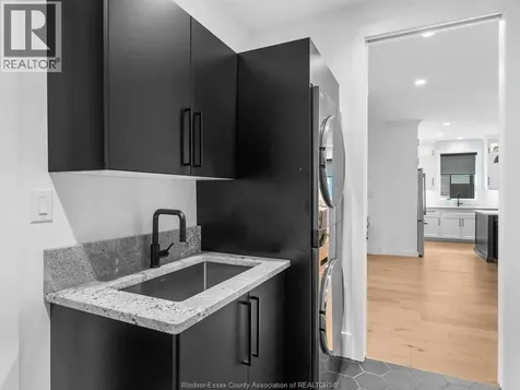 293 Xavier Circle Lakeshore ON N8N 0J3