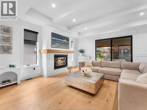 293 Xavier Circle Lakeshore ON N8N 0J3