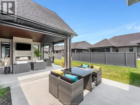 293 Xavier Circle Lakeshore ON N8N 0J3