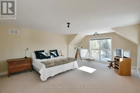 47 Meadowbrook Lane Blue Mountains ON N0H 2P0