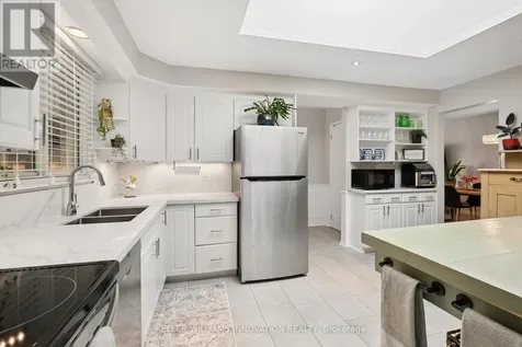22 Brookside Crescent Kitchener ON N2N 1H1