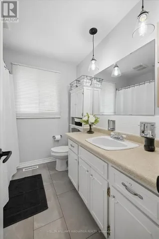 22 Brookside Crescent Kitchener ON N2N 1H1