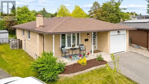 22 Brookside Crescent Kitchener ON N2N 1H1