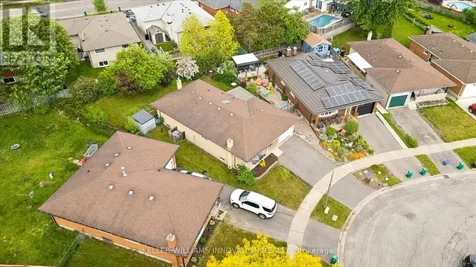 22 Brookside Crescent Kitchener ON N2N 1H1