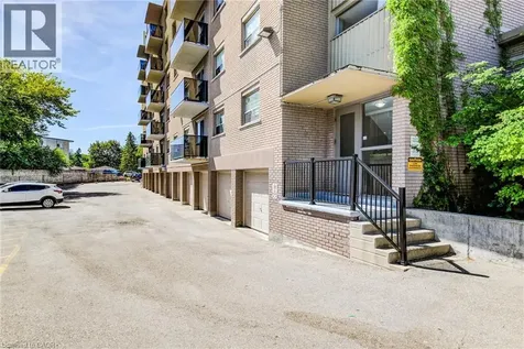 283 Fairway Road North Kitchener ON N2A 2P1