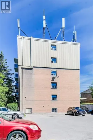 283 Fairway Road North Kitchener ON N2A 2P1