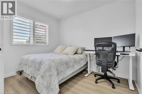1484 Torrington Drive Mississauga ON L5V 1Y2