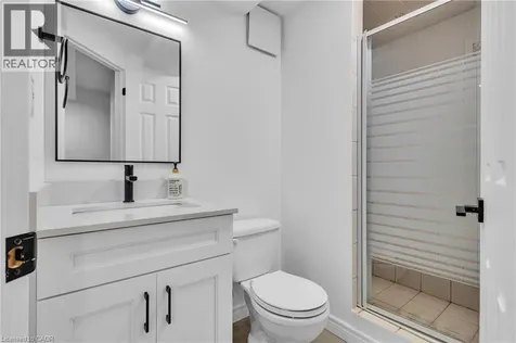 1484 Torrington Drive Mississauga ON L5V 1Y2
