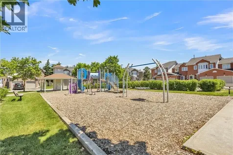1484 Torrington Drive Mississauga ON L5V 1Y2