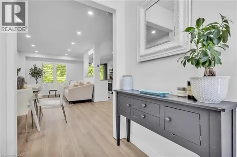 1484 Torrington Drive Mississauga ON L5V 1Y2