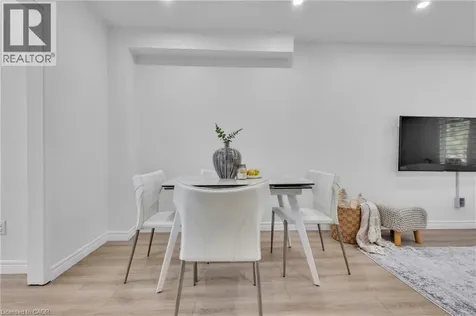 1484 Torrington Drive Mississauga ON L5V 1Y2