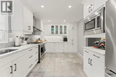 3209 Halpin Road Windsor ON N8R 2B3