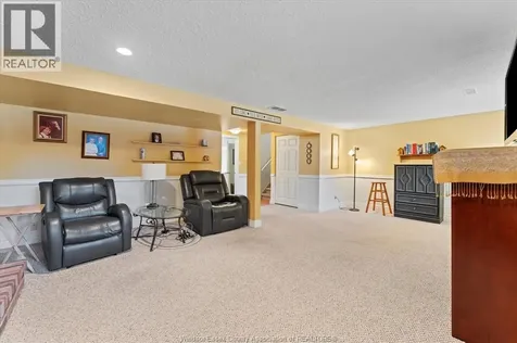 3209 Halpin Road Windsor ON N8R 2B3