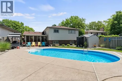 3209 Halpin Road Windsor ON N8R 2B3