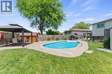 3209 Halpin Road Windsor ON N8R 2B3