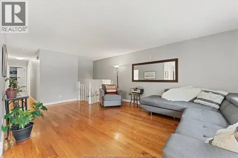 3209 Halpin Road Windsor ON N8R 2B3