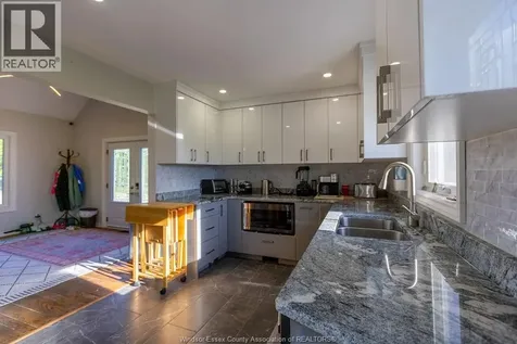 2040 Front Road North Amherstburg ON N9V 3R3