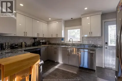 2040 Front Road North Amherstburg ON N9V 3R3