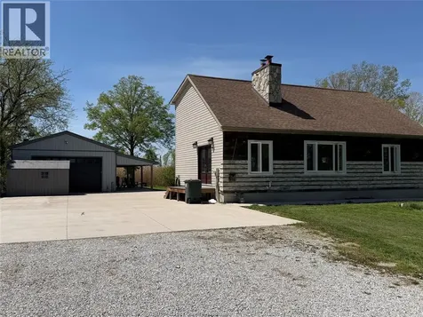 2040 Front Road North Amherstburg ON N9V 3R3