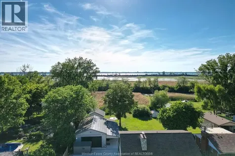 2040 Front Road North Amherstburg ON N9V 3R3