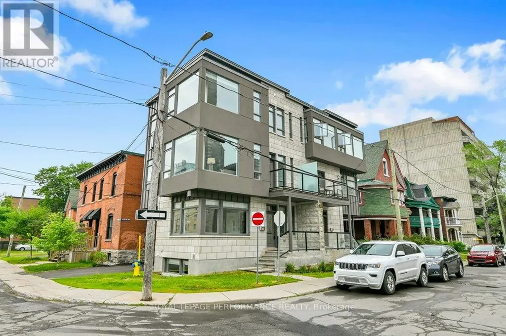 80 Empress Avenue Ottawa ON K1R 7G2