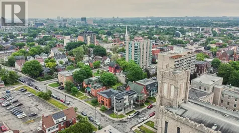 80 Empress Avenue Ottawa ON K1R 7G2