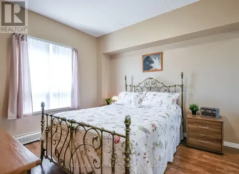 49 Raglan Street Collingwood ON L9Y 4X1