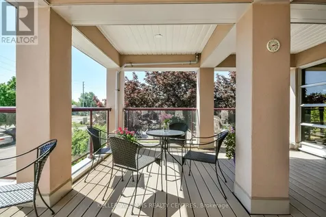 49 Raglan Street Collingwood ON L9Y 4X1
