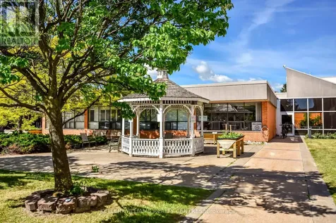 49 Raglan Street Collingwood ON L9Y 4X1