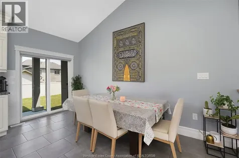 1390 Barkley Avenue Windsor ON N9P 0E8