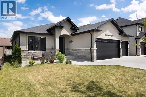 1390 Barkley Avenue Windsor ON N9P 0E8