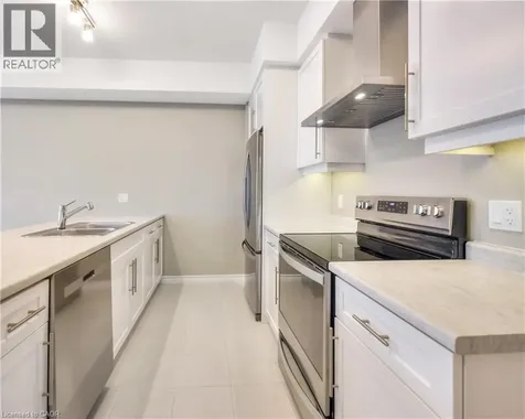 28 Oat Lane Kitchener ON N2R 0T1