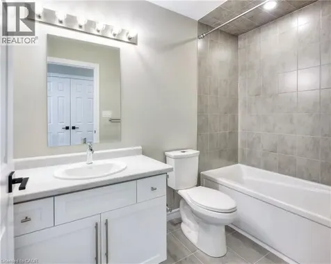 28 Oat Lane Kitchener ON N2R 0T1