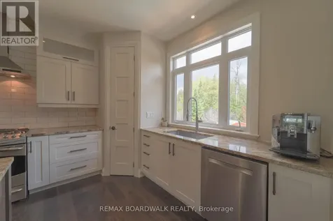 49 Sawgrass Circle Ottawa ON K0A 1B0