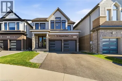 8 Pinnacle Court Hamilton ON L0R 1W0