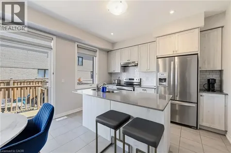8 Pinnacle Court Hamilton ON L0R 1W0